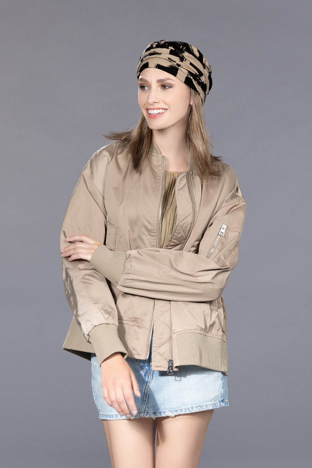 Goga Beige Black