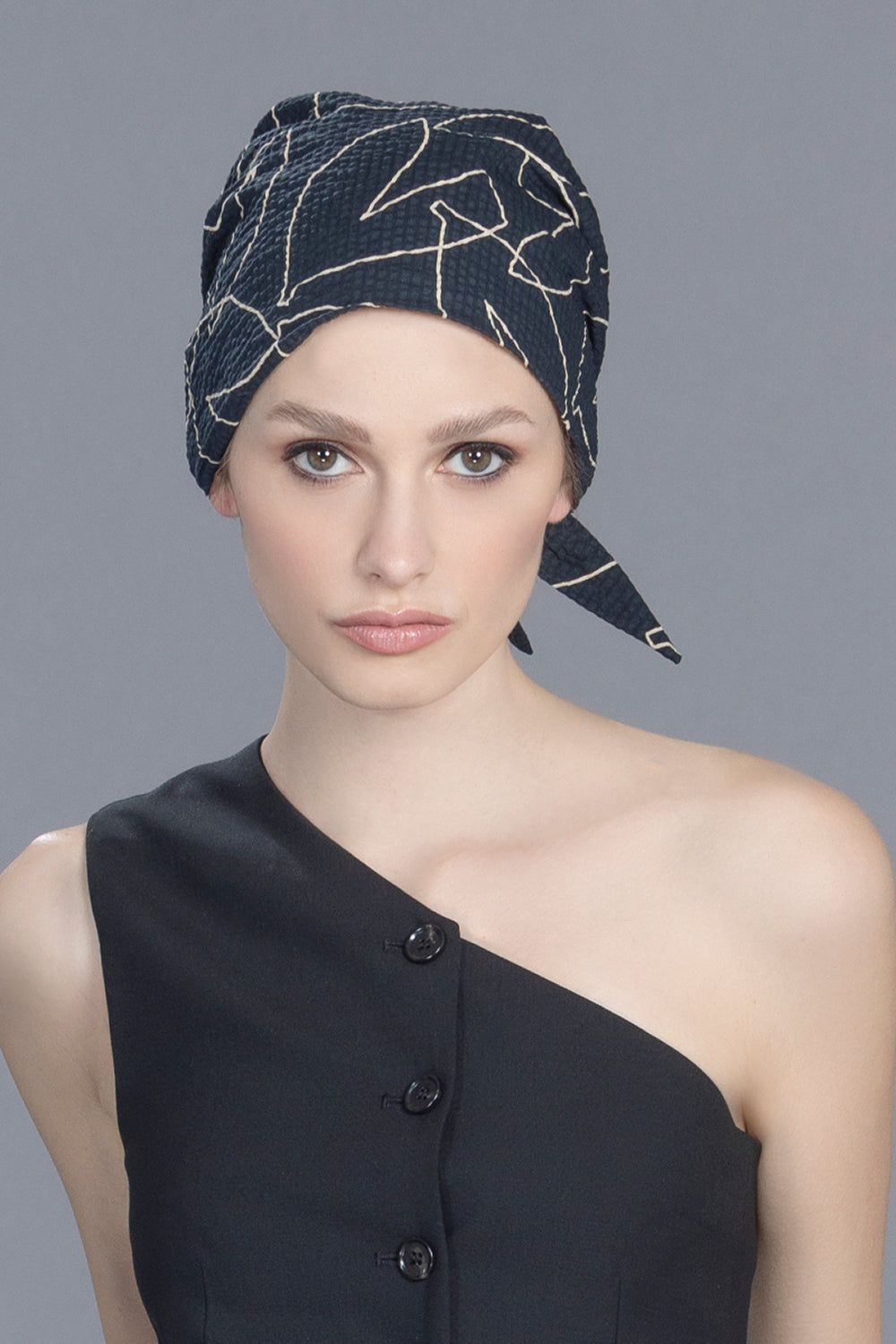 Misu Black Taupe